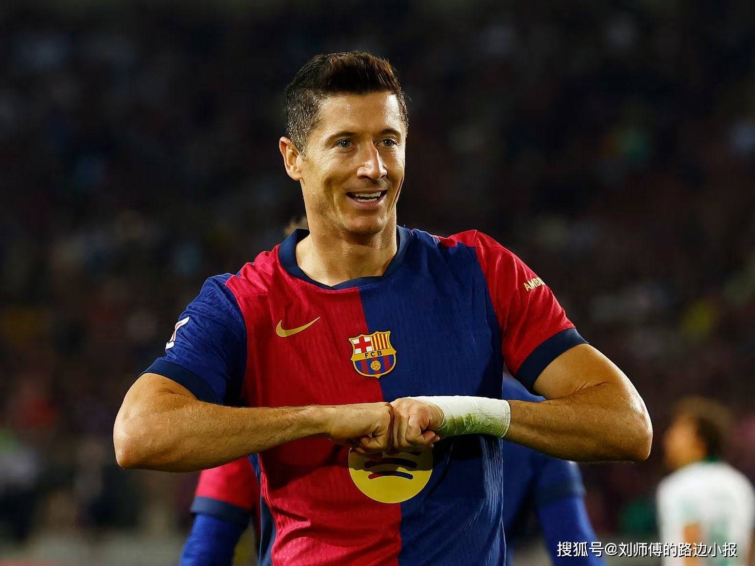 体育赛事预测莱万多夫斯基新星精彩发挥表现惊艳，RNG未来可期！的简单介绍