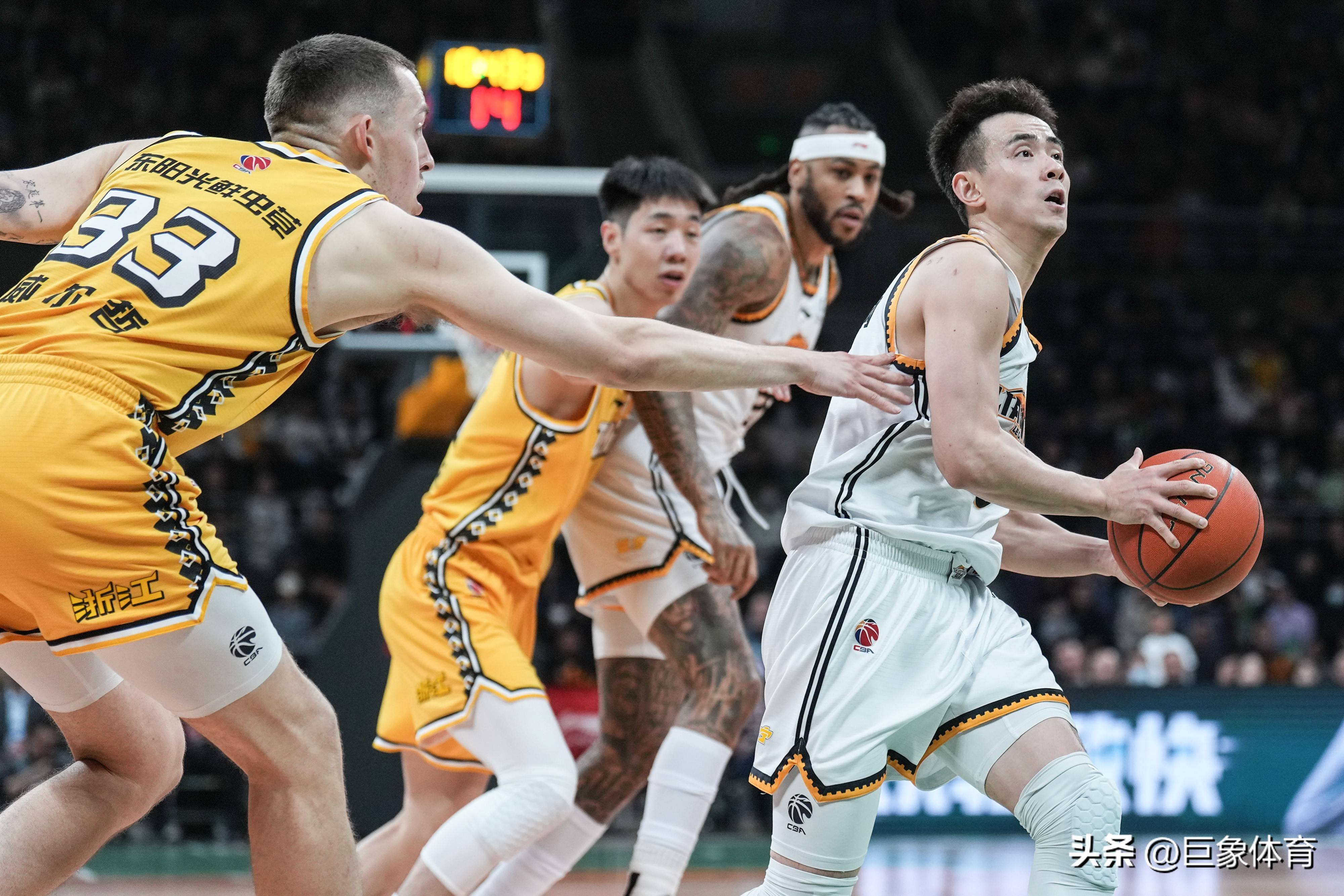 风云突变尼斯今夜状态回暖；CBA常规赛版图或变；球迷炸锅；赛程密集仍需轮换的简单介绍