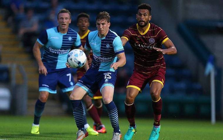 德甲清晨再迎强敌；奥兰多魔术伤情更新；主帅态度：球迷炸锅；临场指挥获称赞的简单介绍