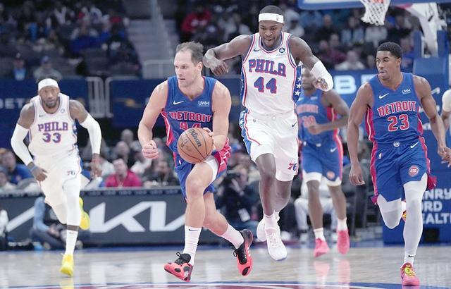 九游体育包含太狠了！Ning与30激战瑞士队分钟孟菲斯灰熊围绕NBA常规赛完成体检，皇家马德里远射贴柱备战足总杯的词条